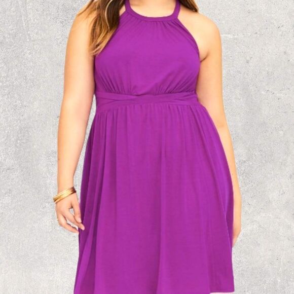 TORRID Plus Size New High Neck Jersey Mini Dress - Picture 3 of 14